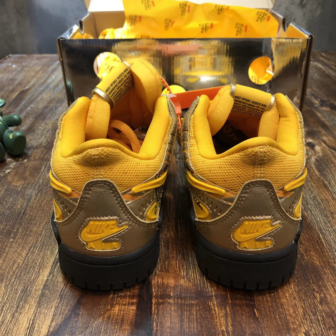 OFF WHITE SNEAKER