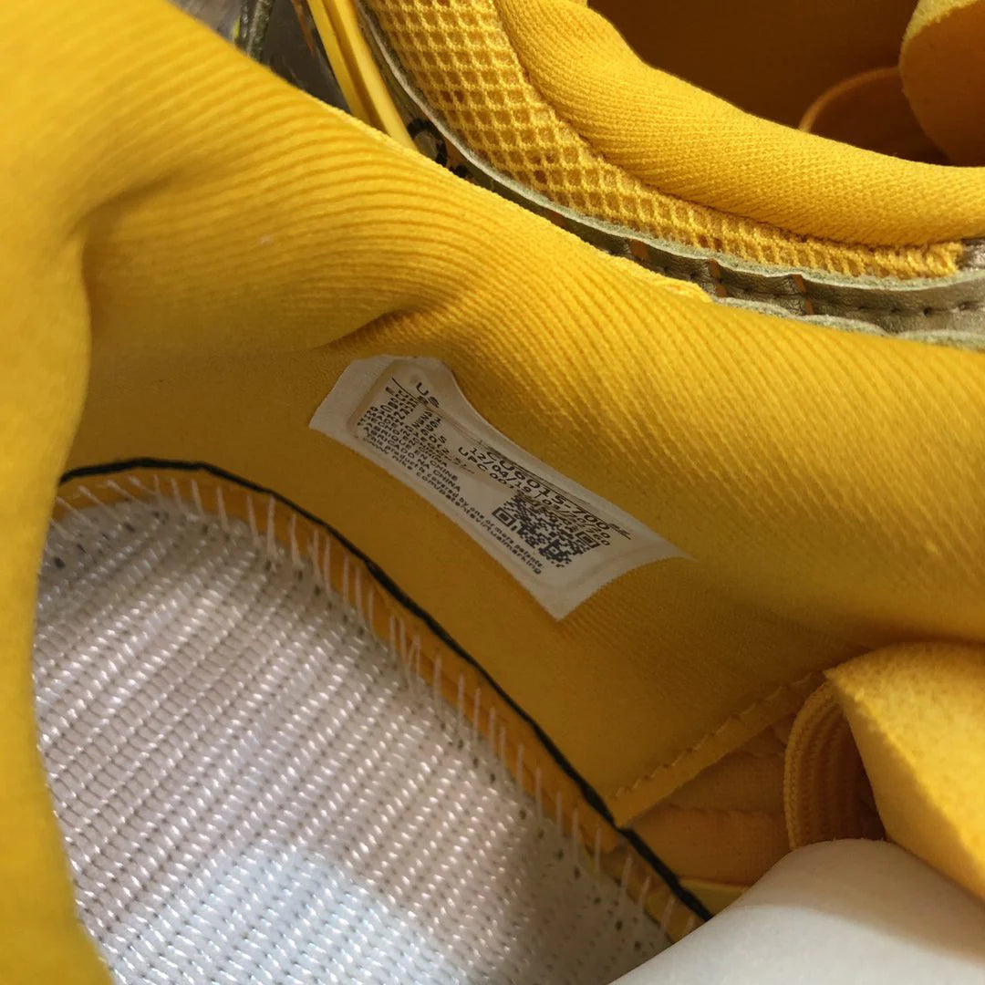 OFF WHITE SNEAKER
