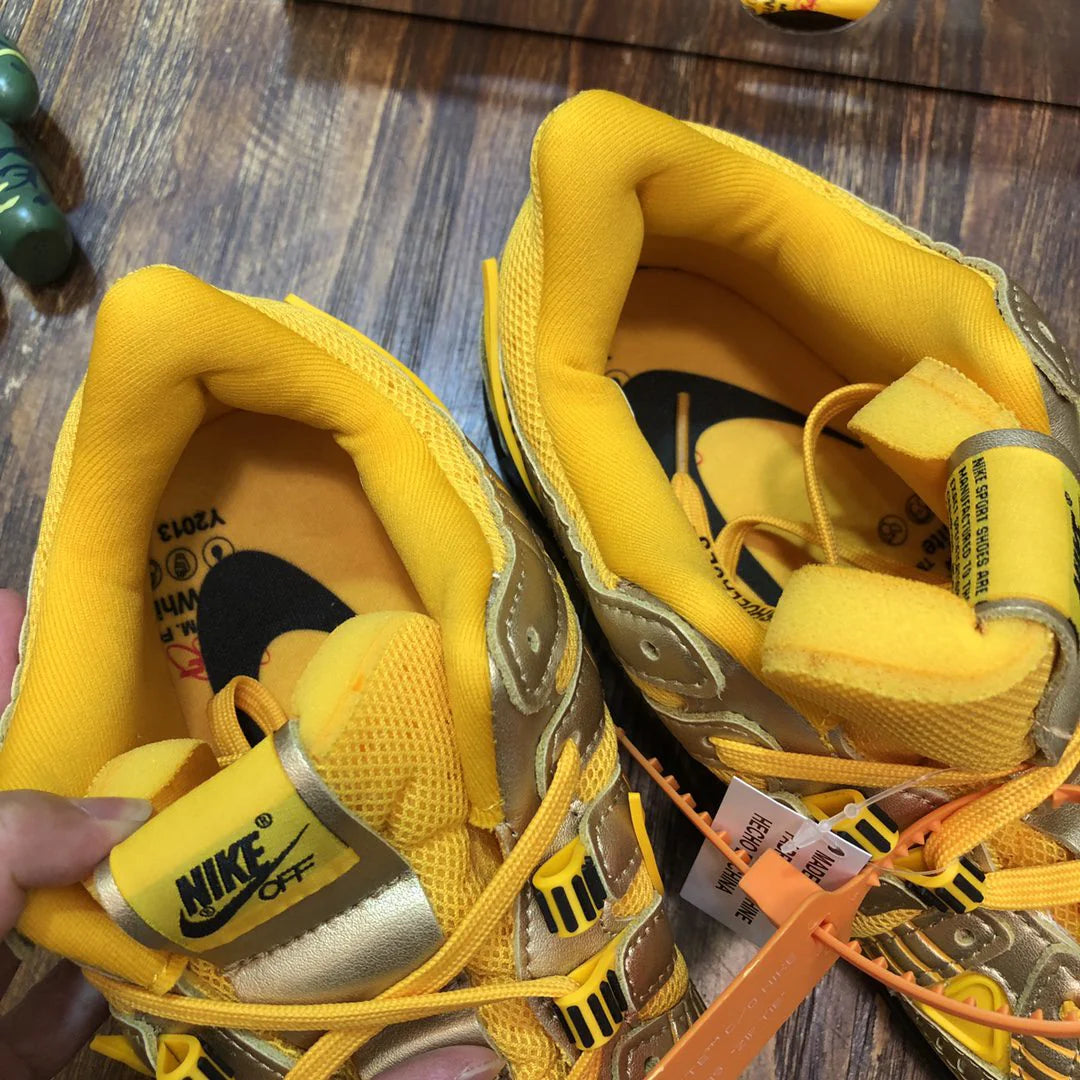 OFF WHITE SNEAKER