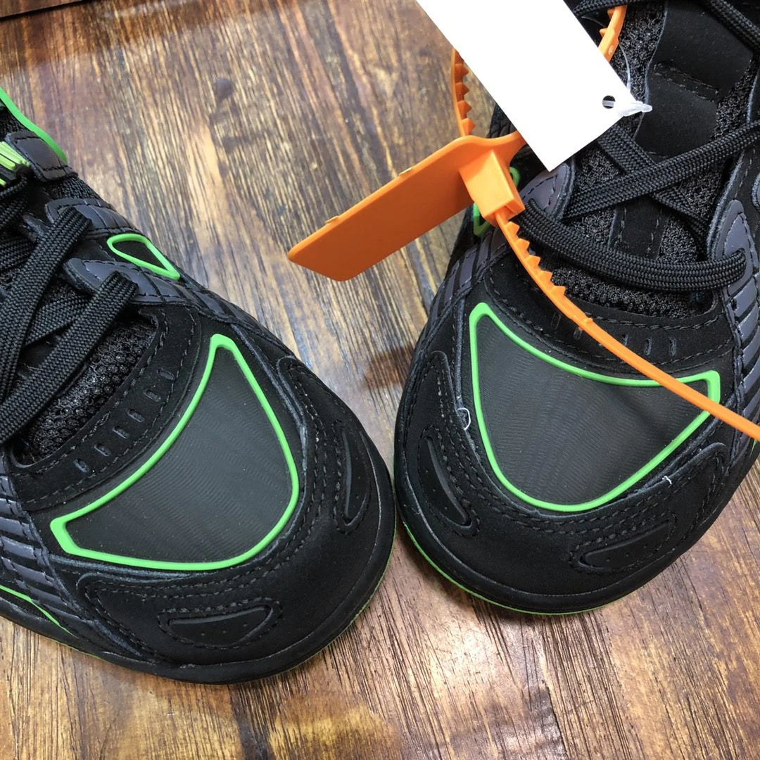 OFF WHITE SNEAKER