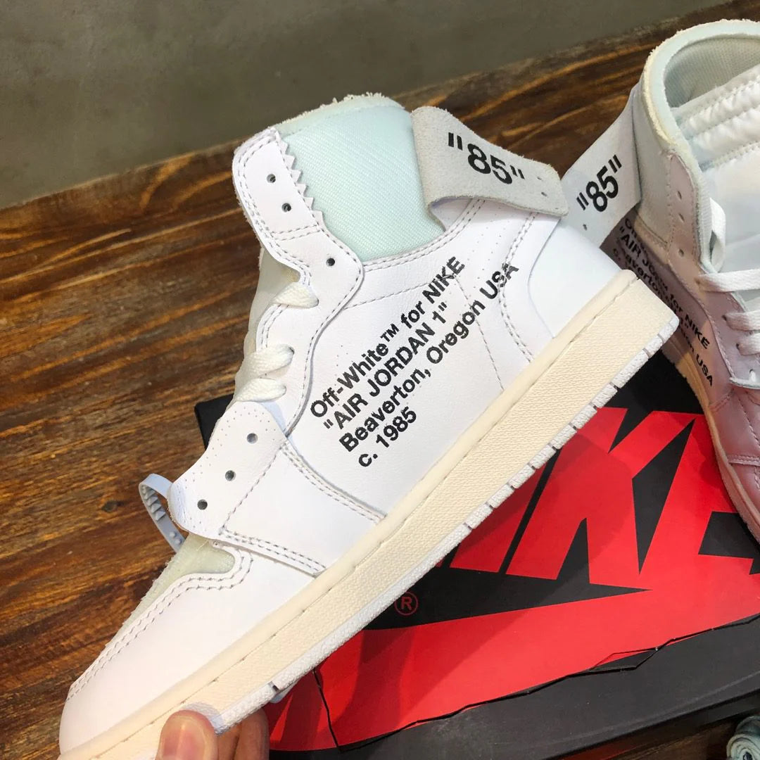 OFF WHITE SNEAKER