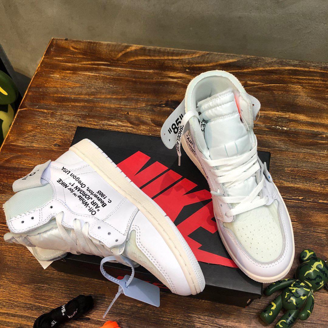 OFF WHITE SNEAKER