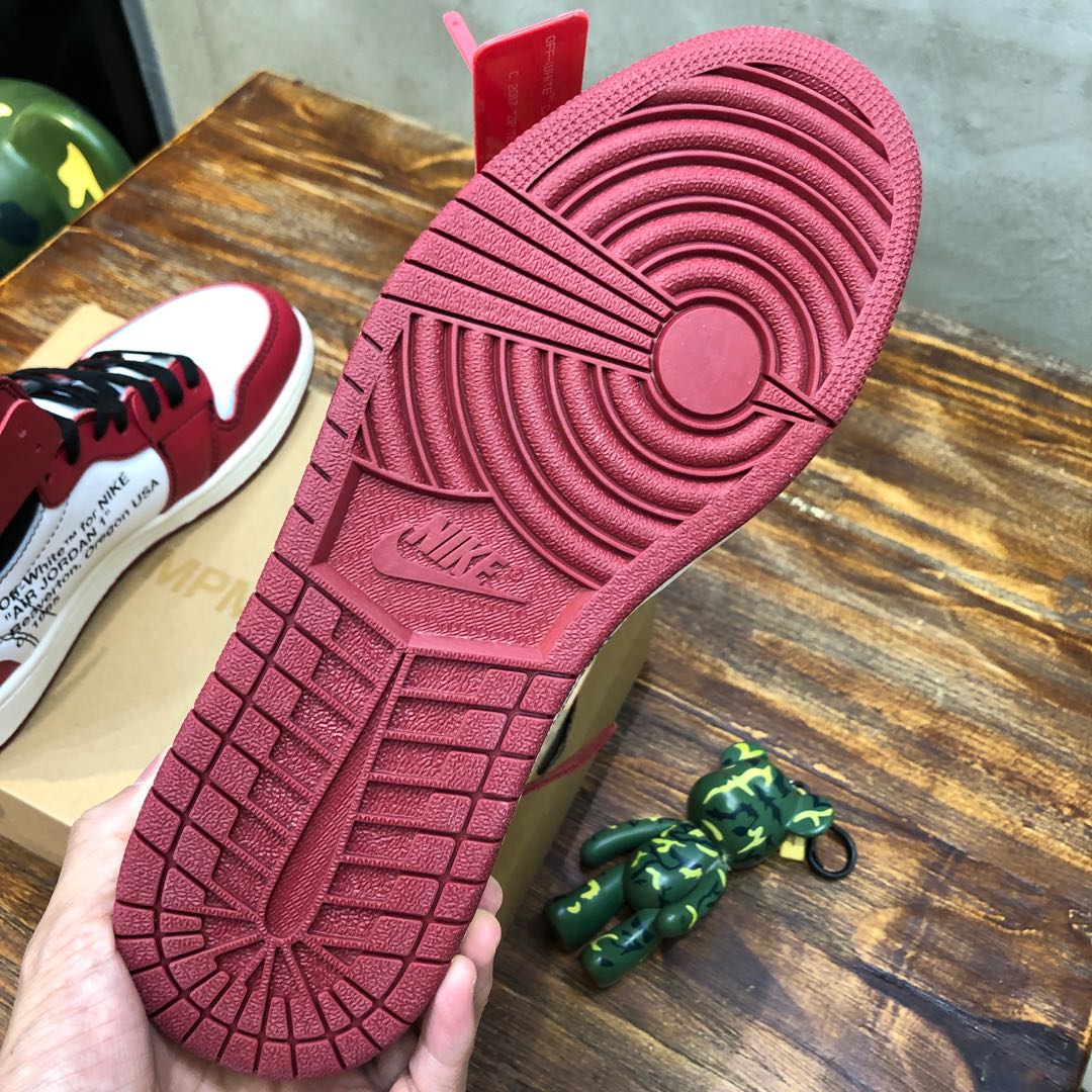 OFF WHITE SNEAKER