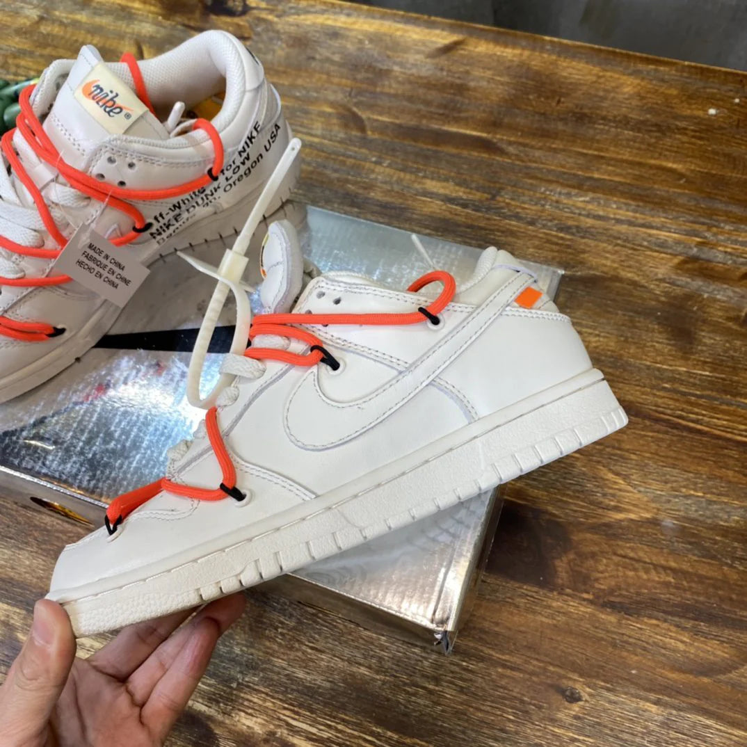 OFF WHITE SNEAKER
