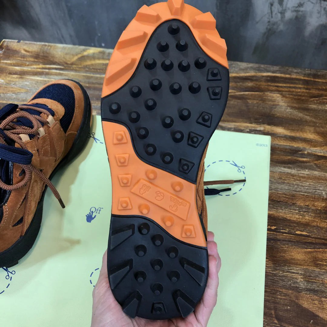 OFF WHITE SNEAKER