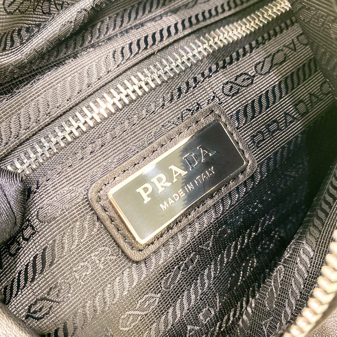 PRADA BAG