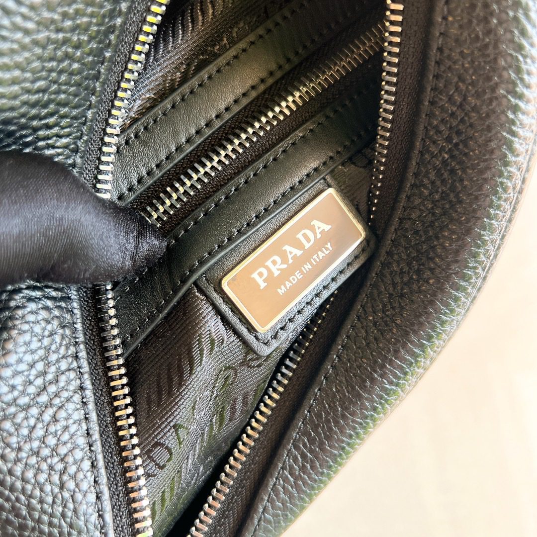 PRADA BAG