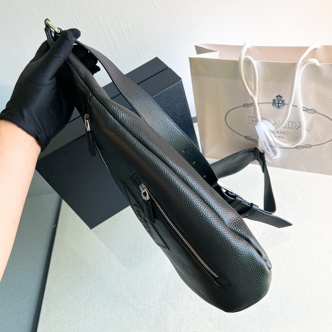 PRADA BAG
