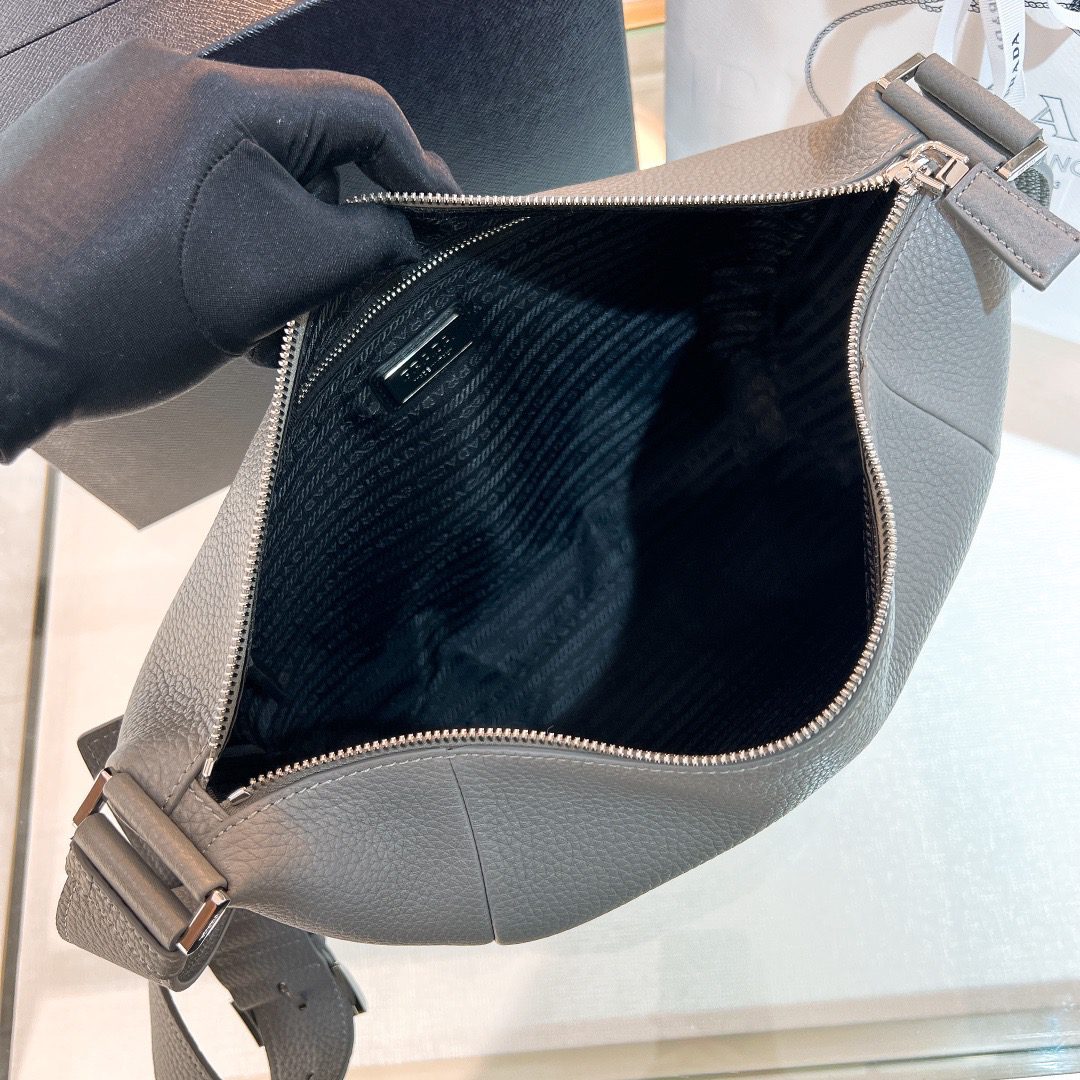 PRADA BAG