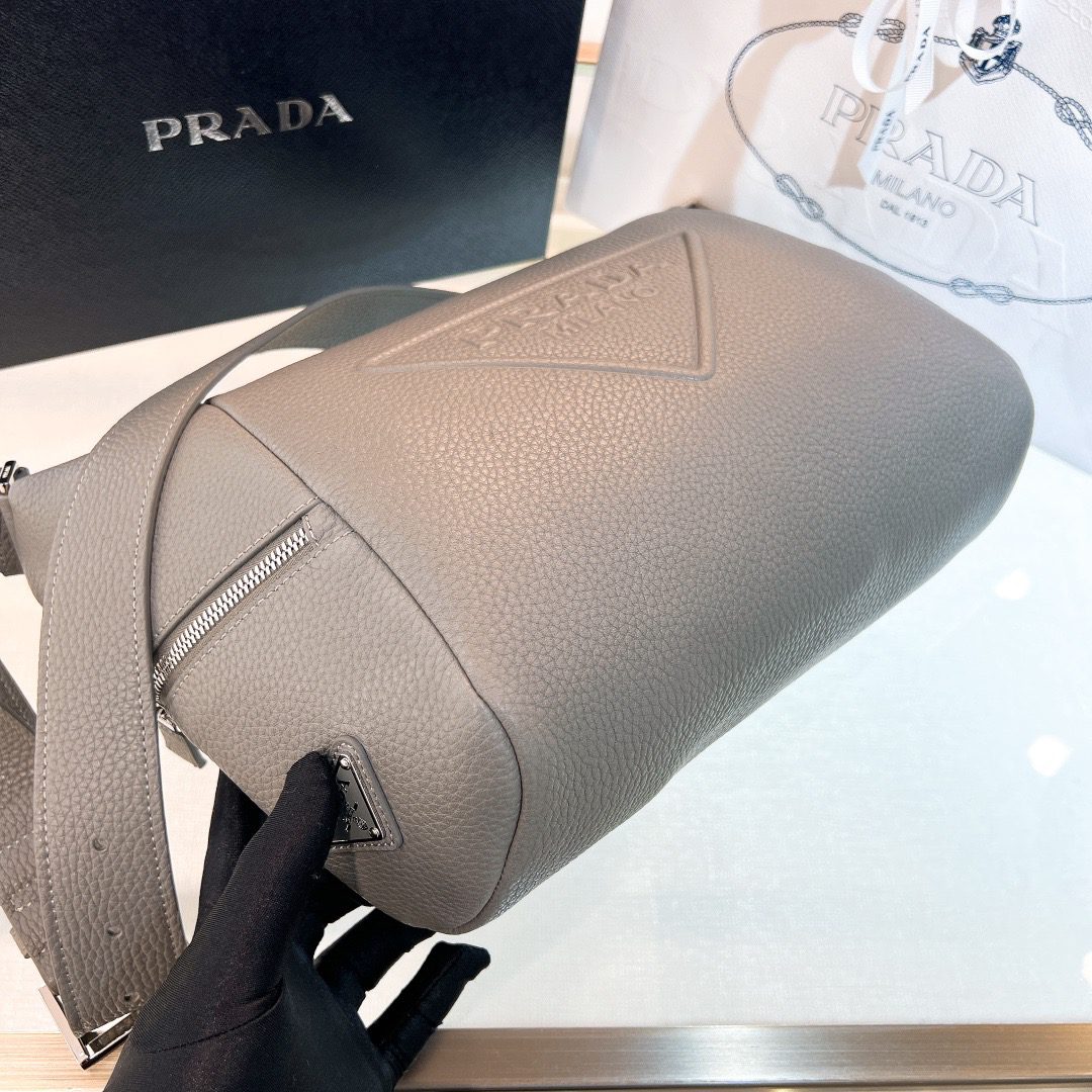 PRADA BAG
