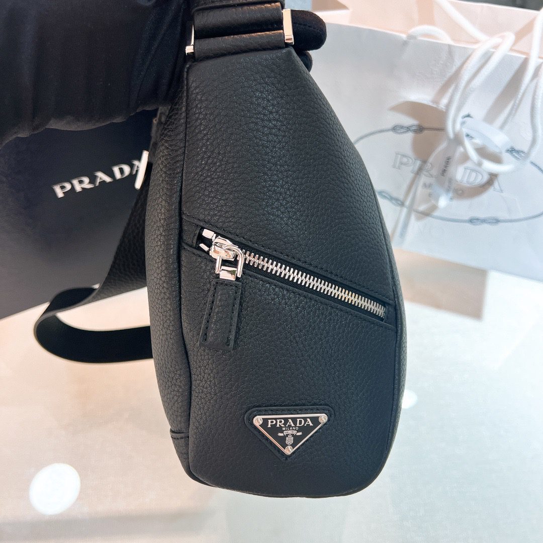 PRADA BAG