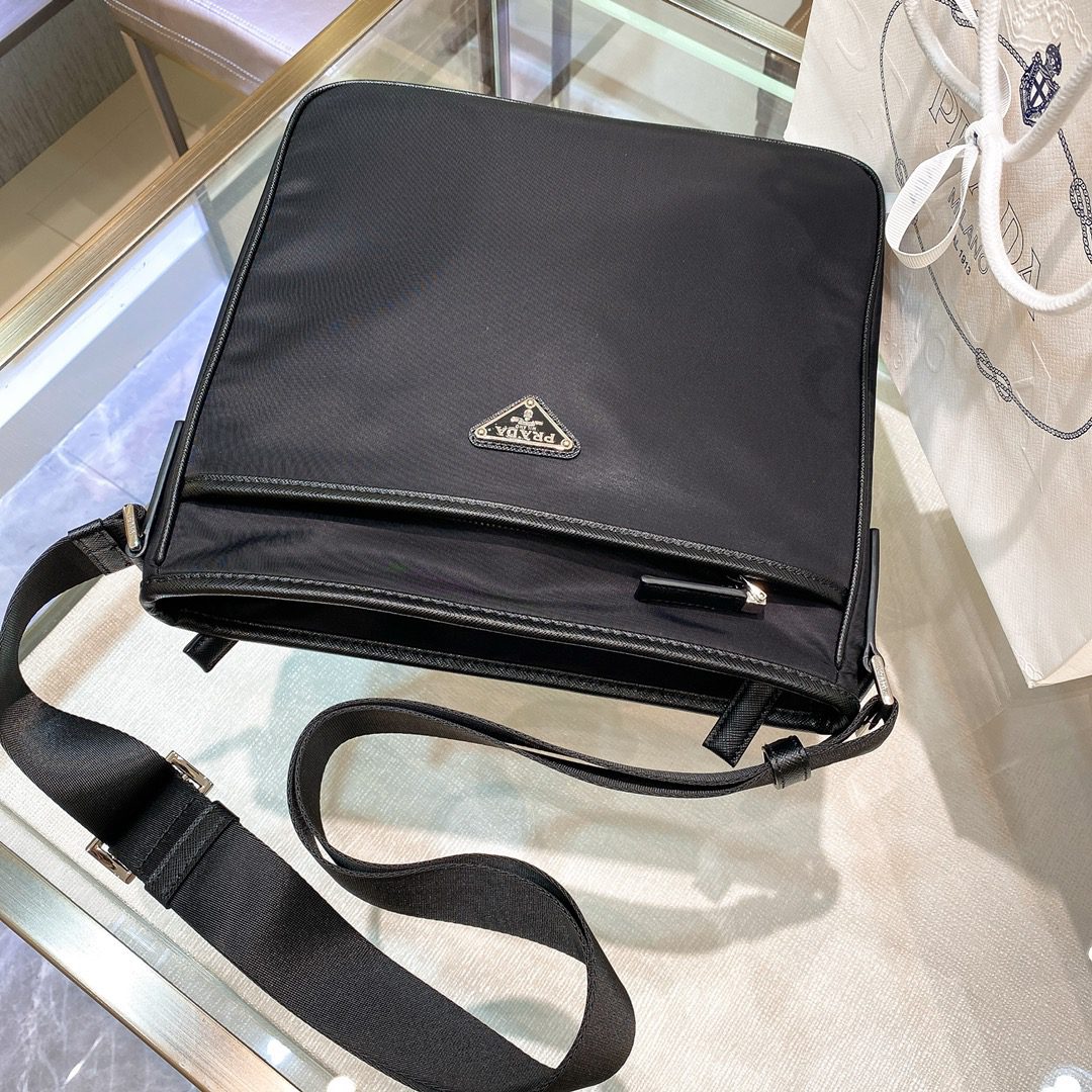 PRADA BAG