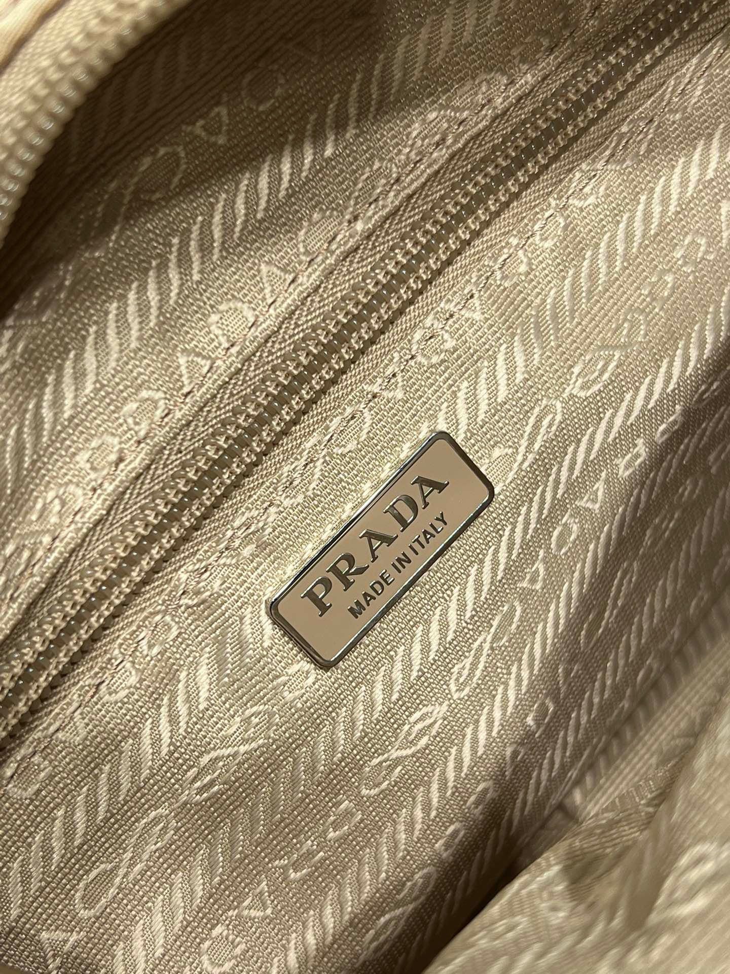 PRADA BAG