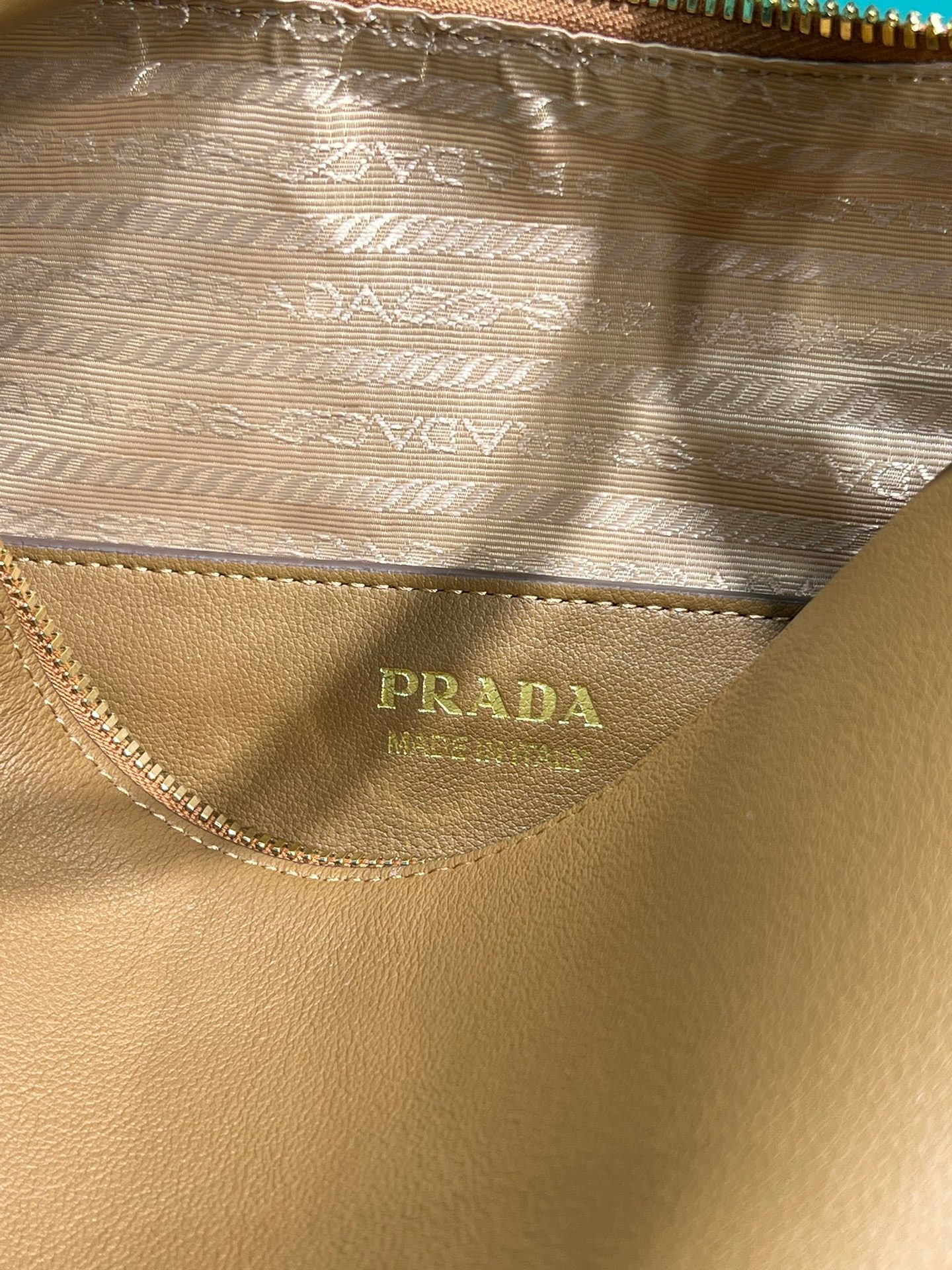 PRADA BAG