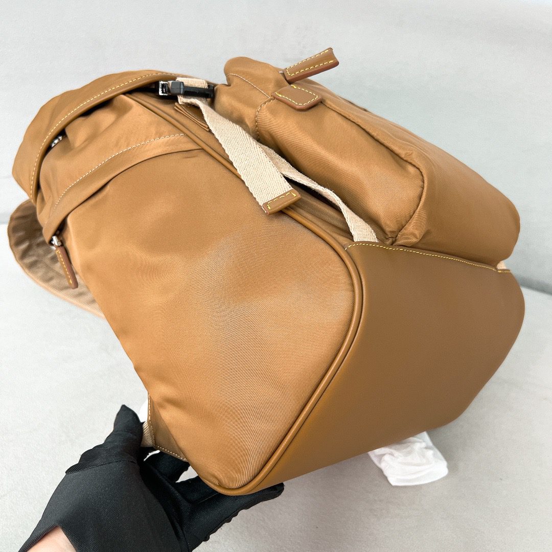 PRADA BAG
