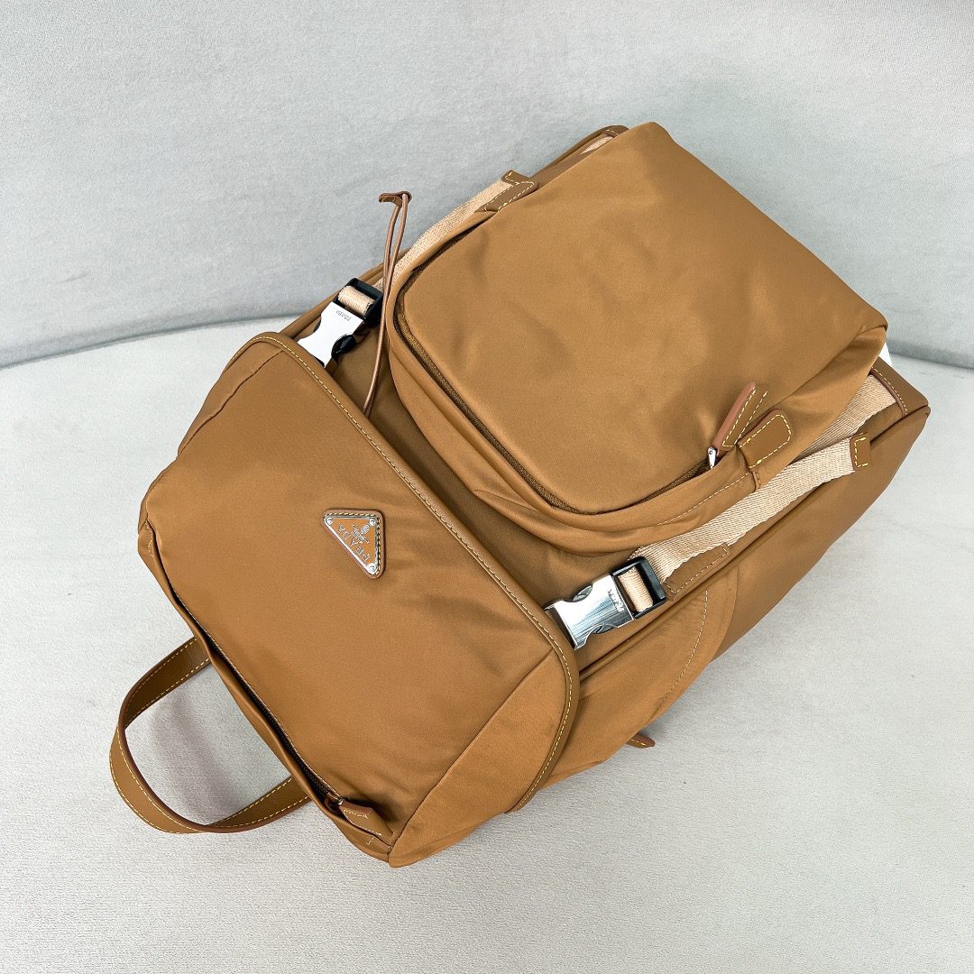 PRADA BAG