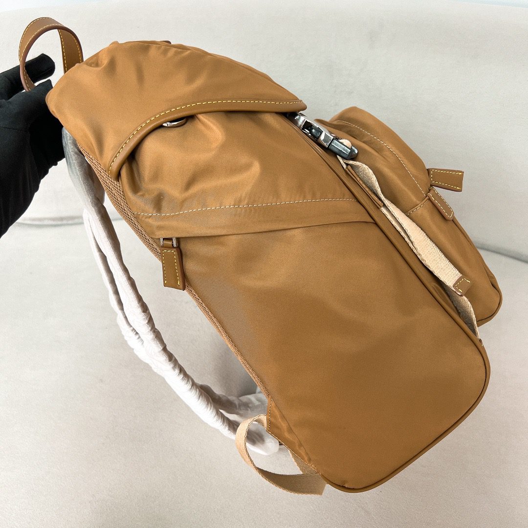 PRADA BAG