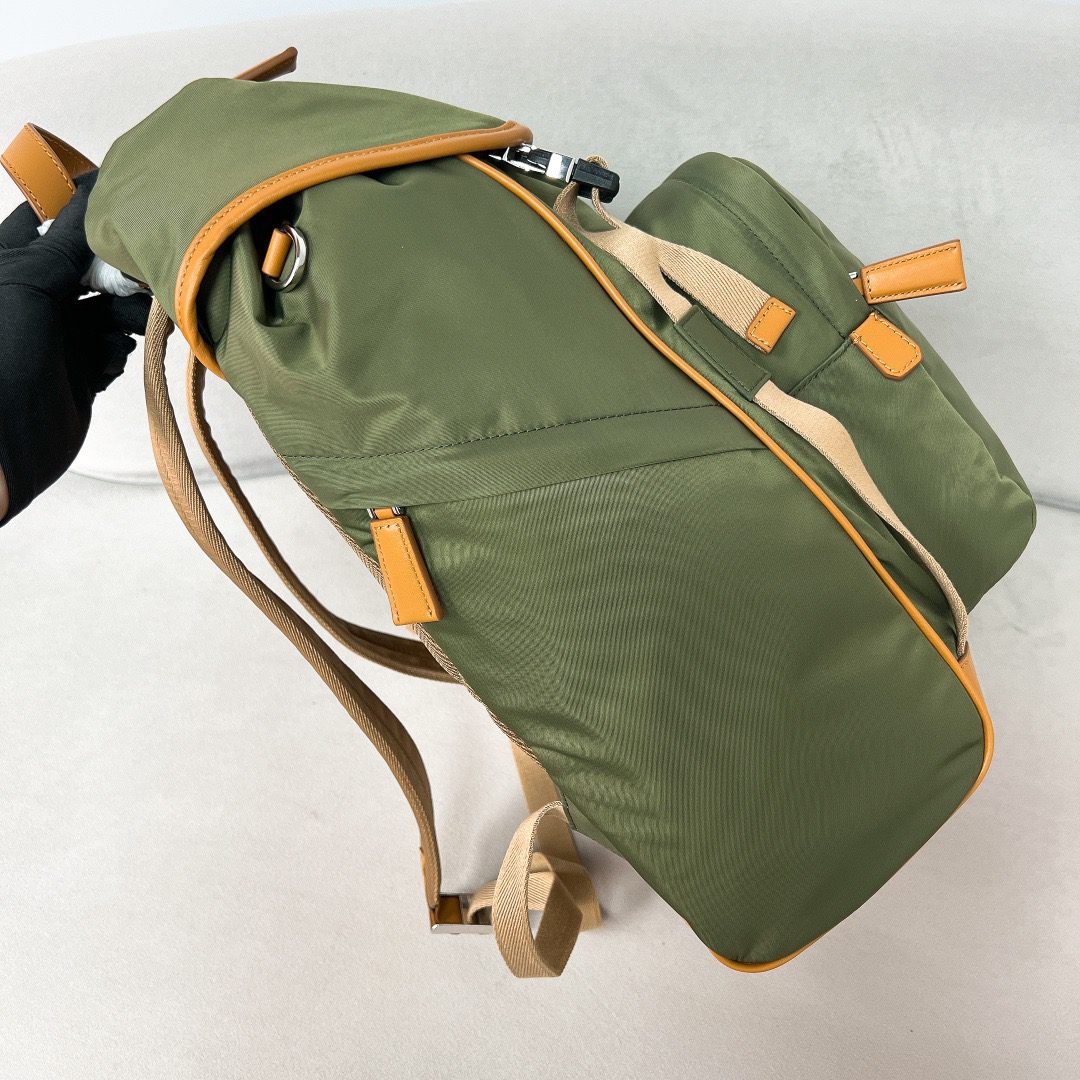 PRADA BAG