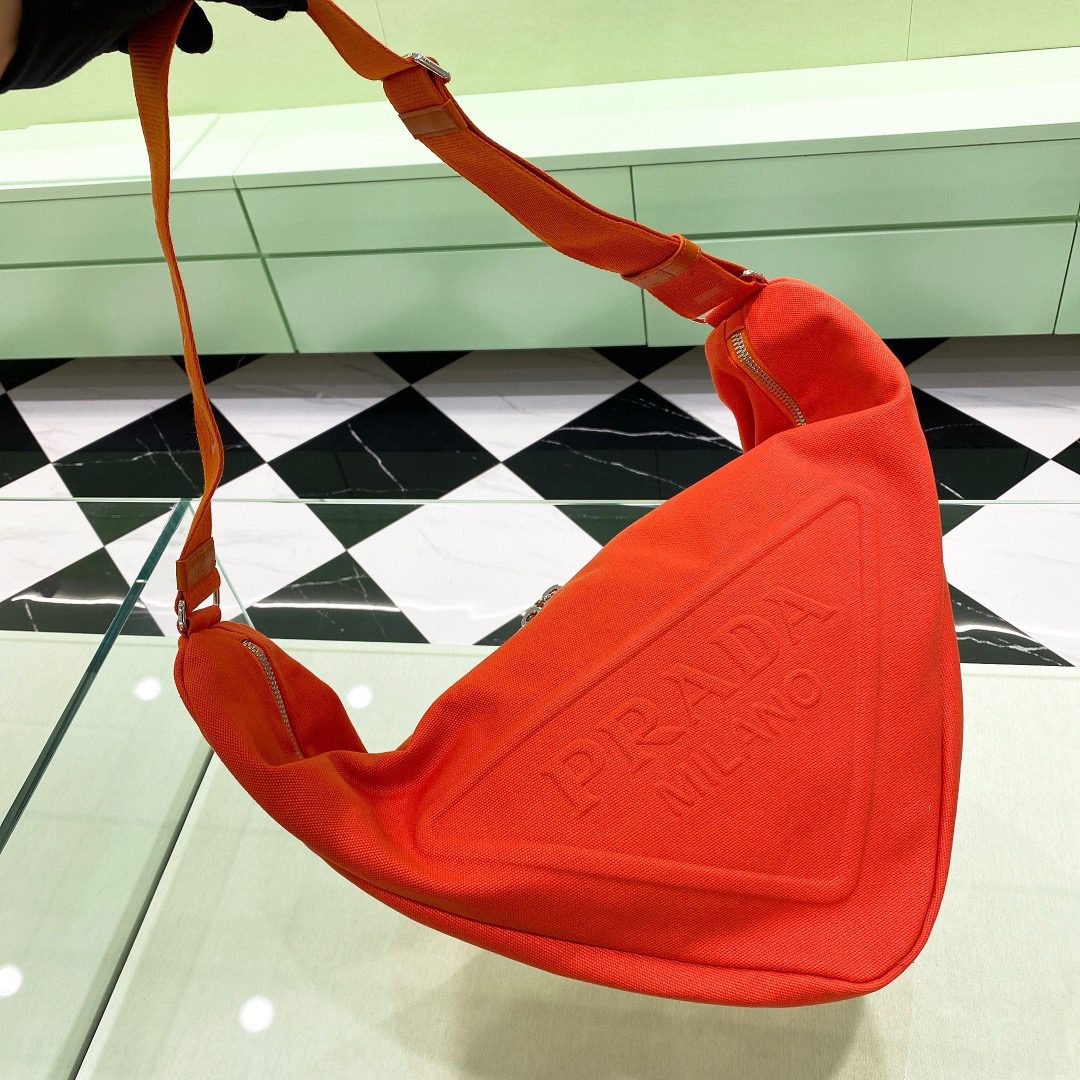 PRADA BAG