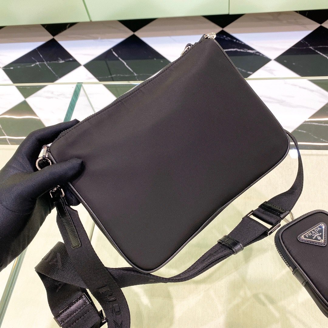 PRADA BAG