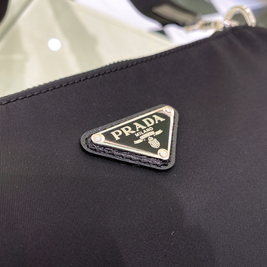 PRADA BAG