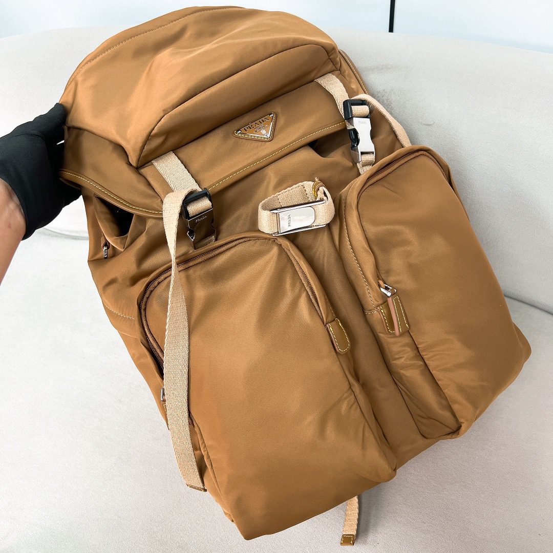 PRADA BAG