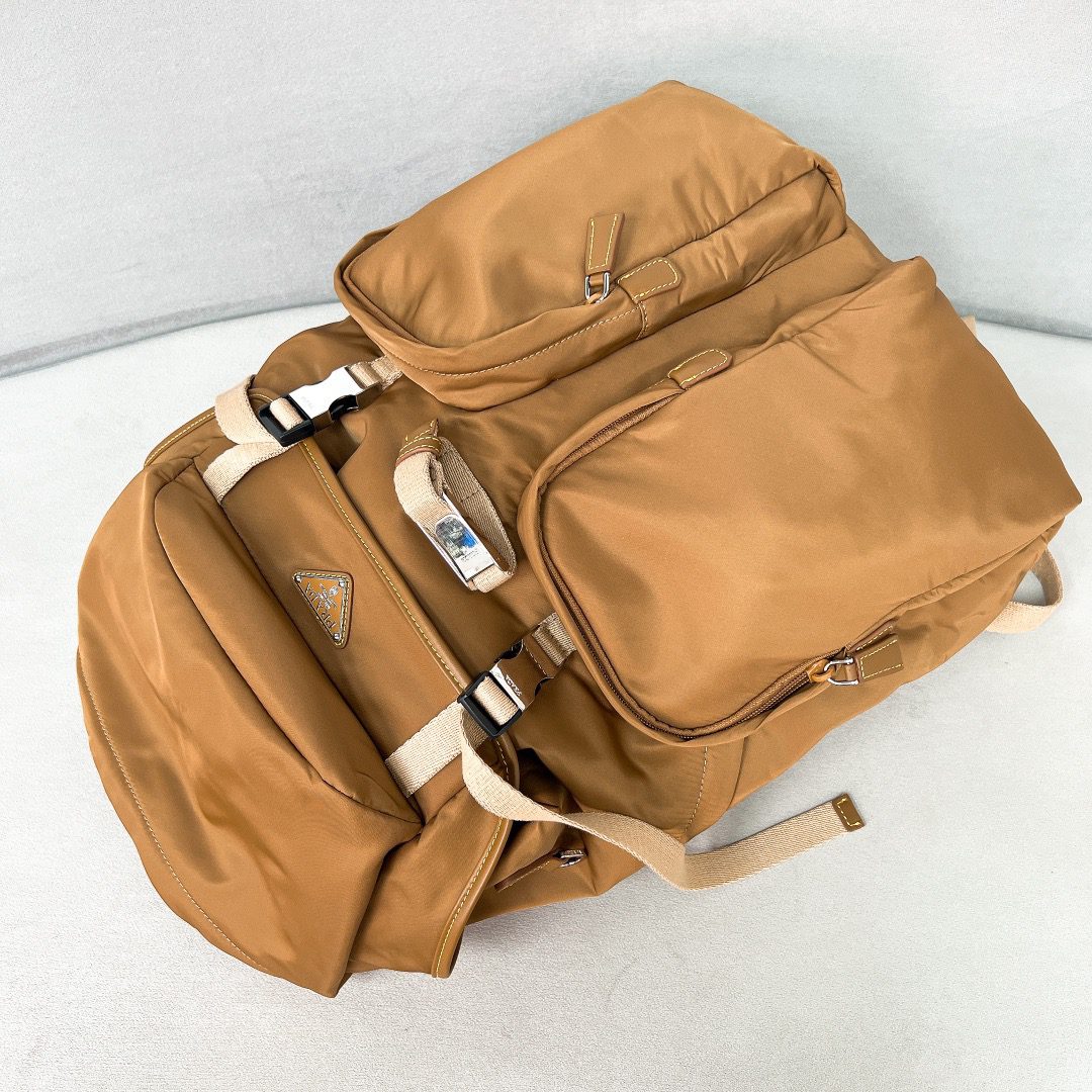 PRADA BAG