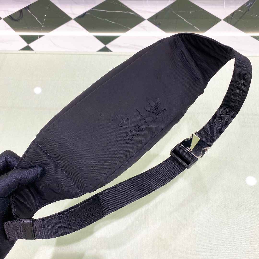 PRADA BAG