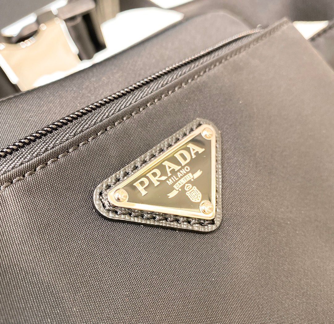 PRADA BAG