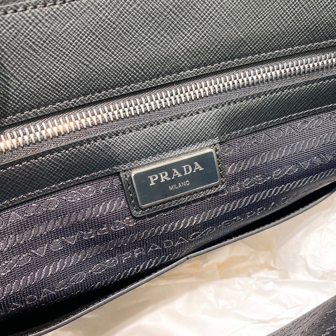 PRADA BAG