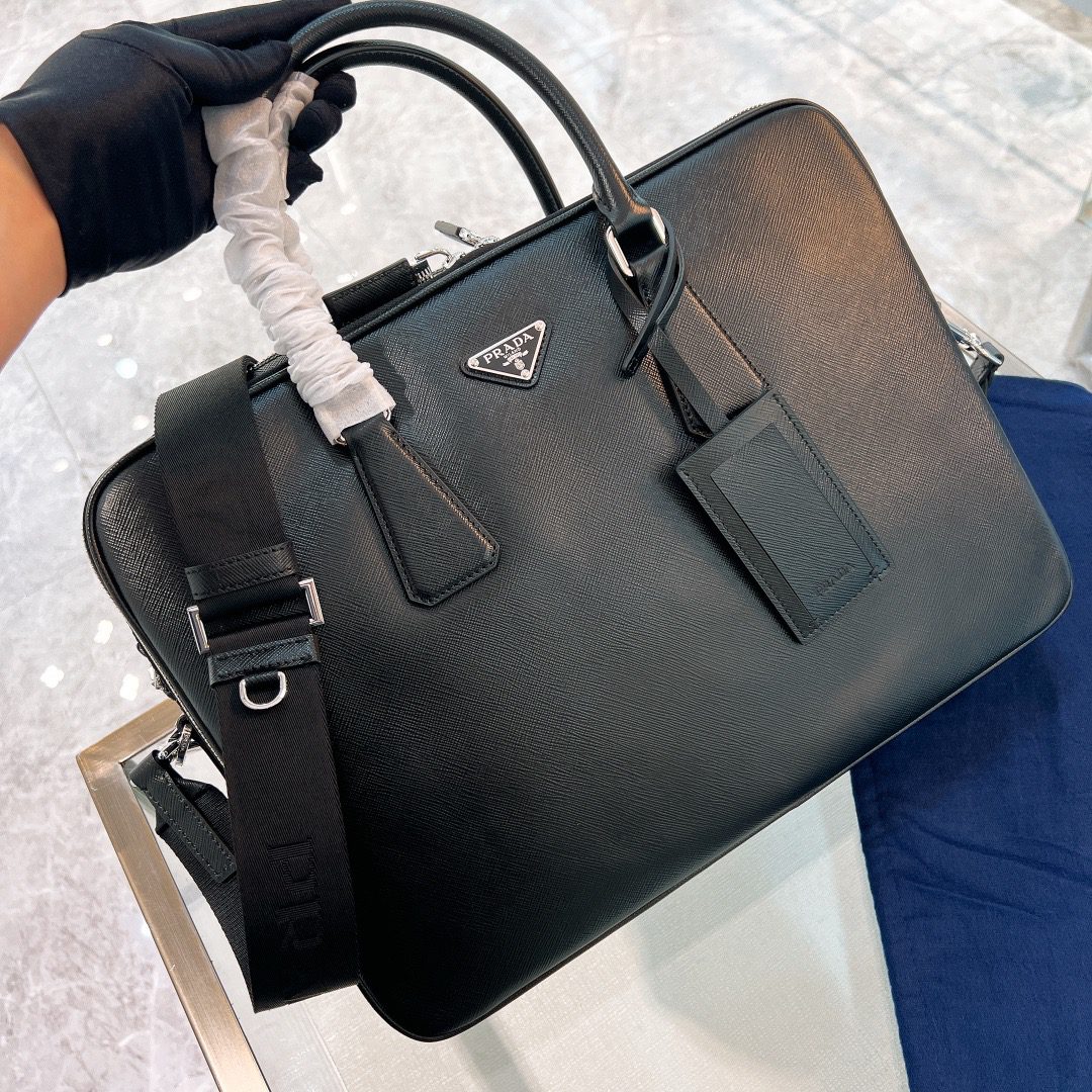 PRADA BAG