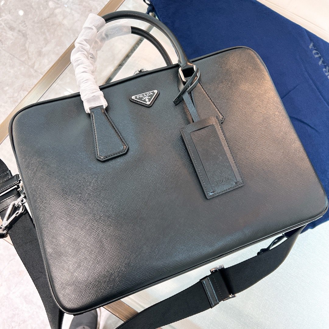 PRADA BAG
