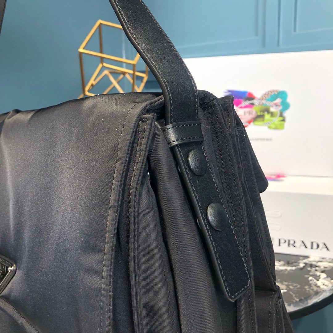PRADA BAG