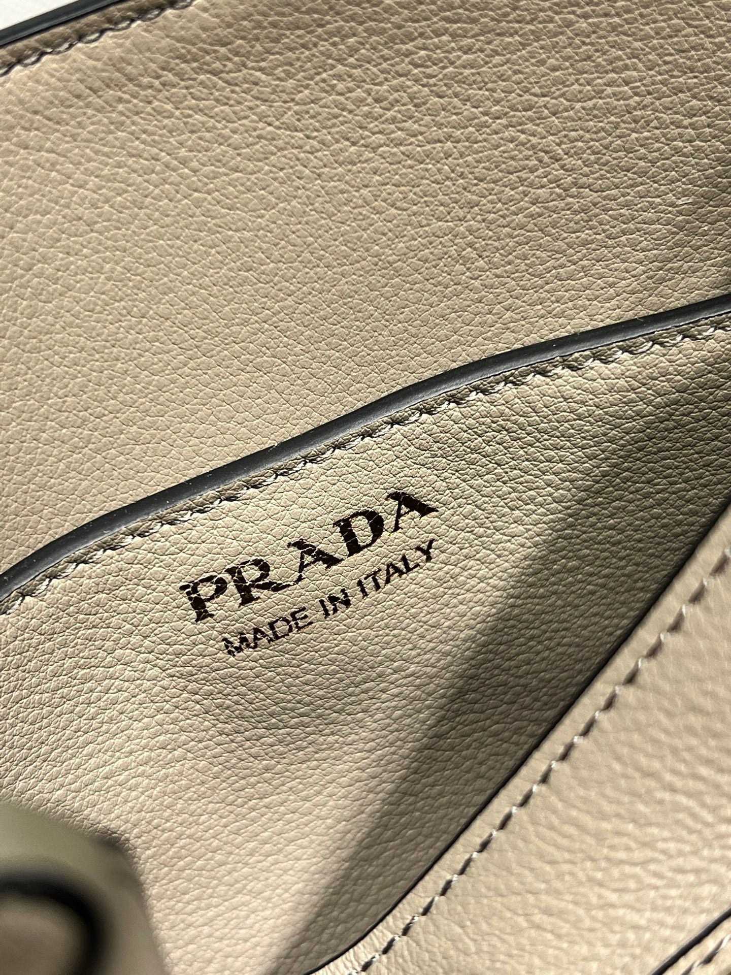 PRADA BAG
