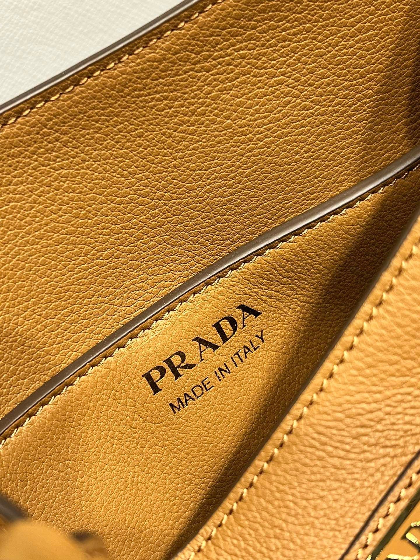 PRADA BAG