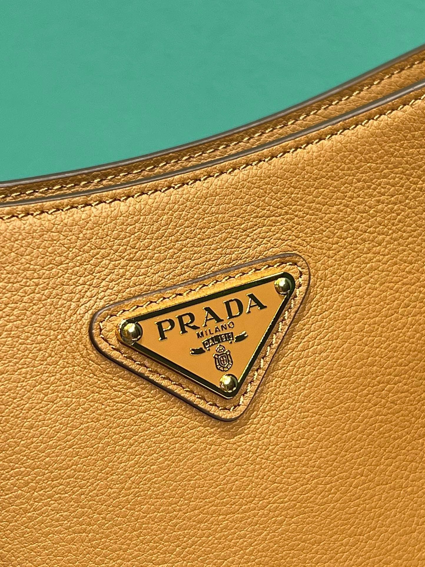 PRADA BAG
