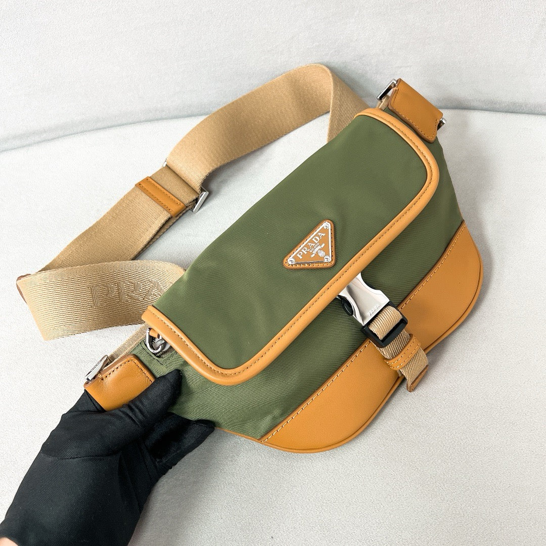 PRADA BAG