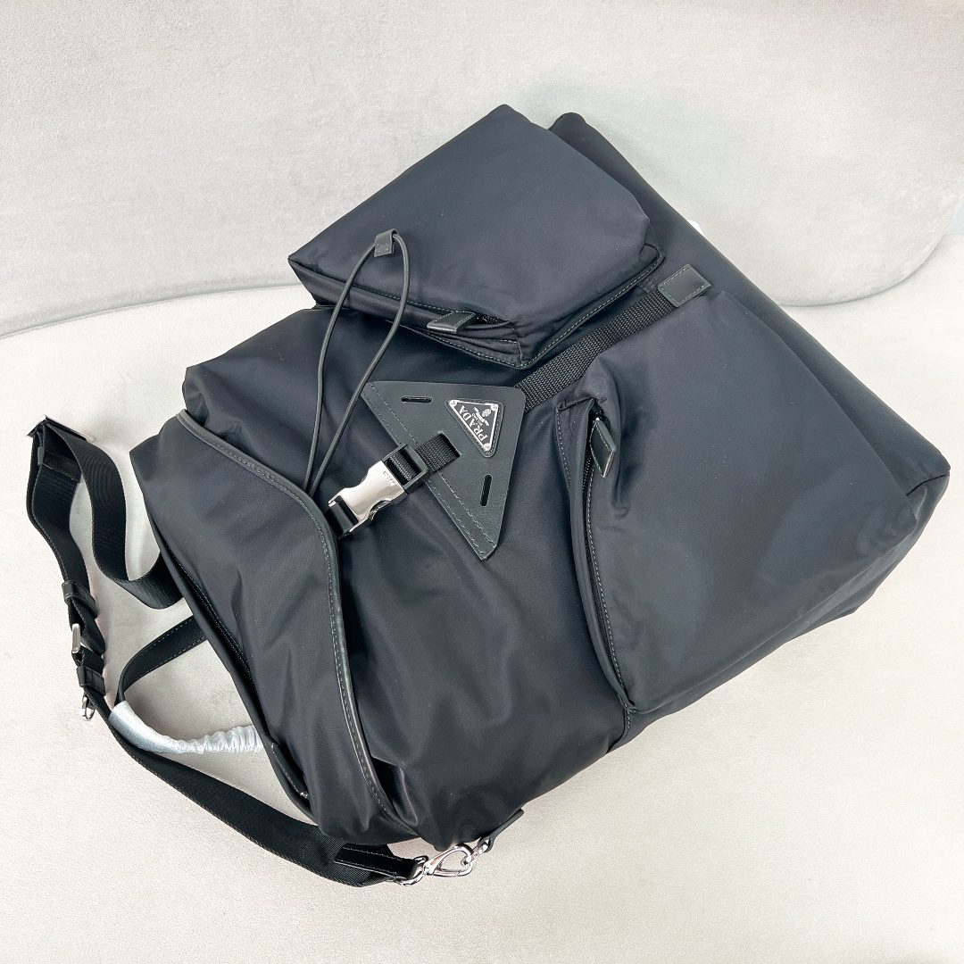 PRADA BAG