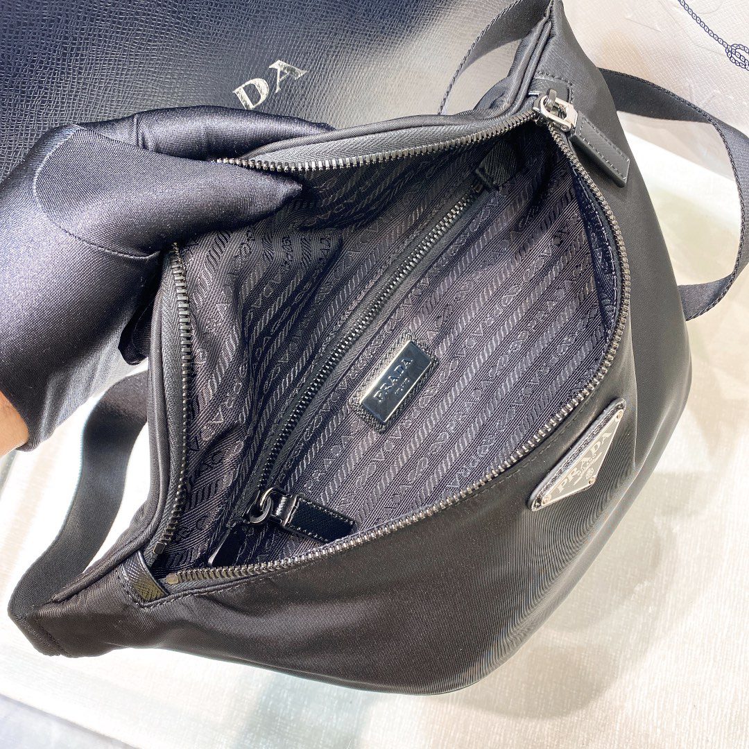 PRADA BAG