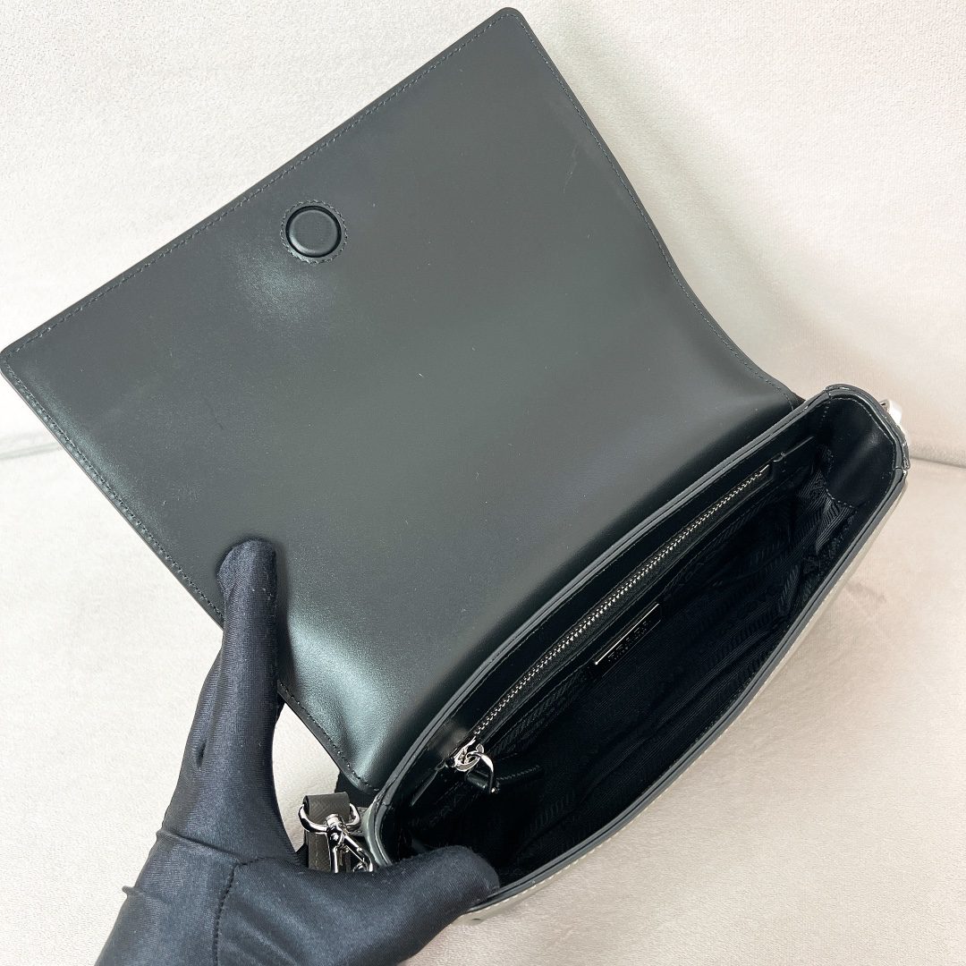 PRADA BAG