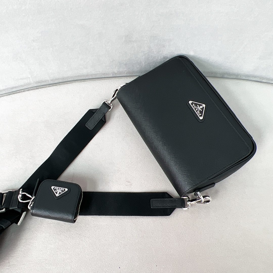 PRADA BAG