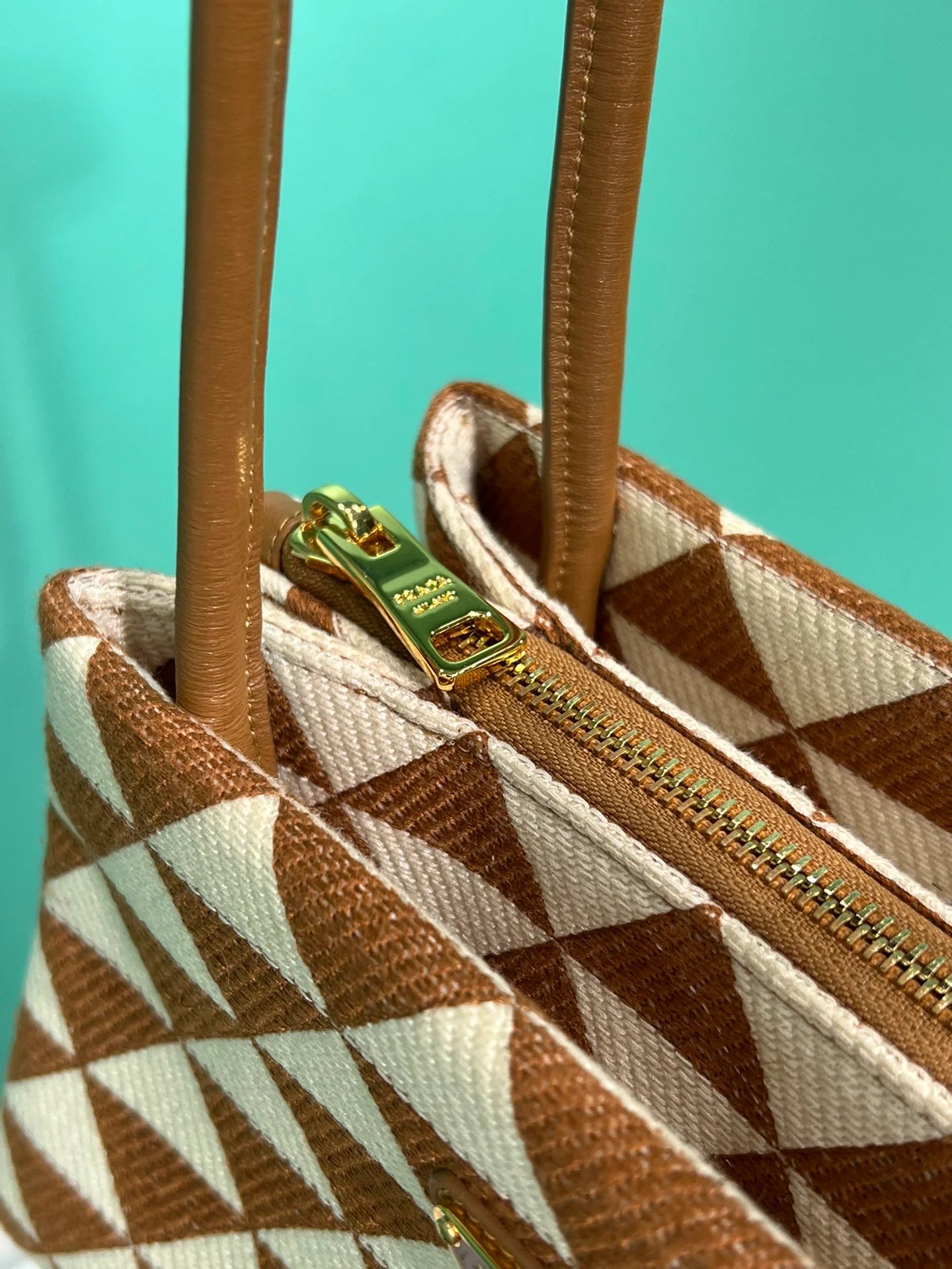 PRADA BAG