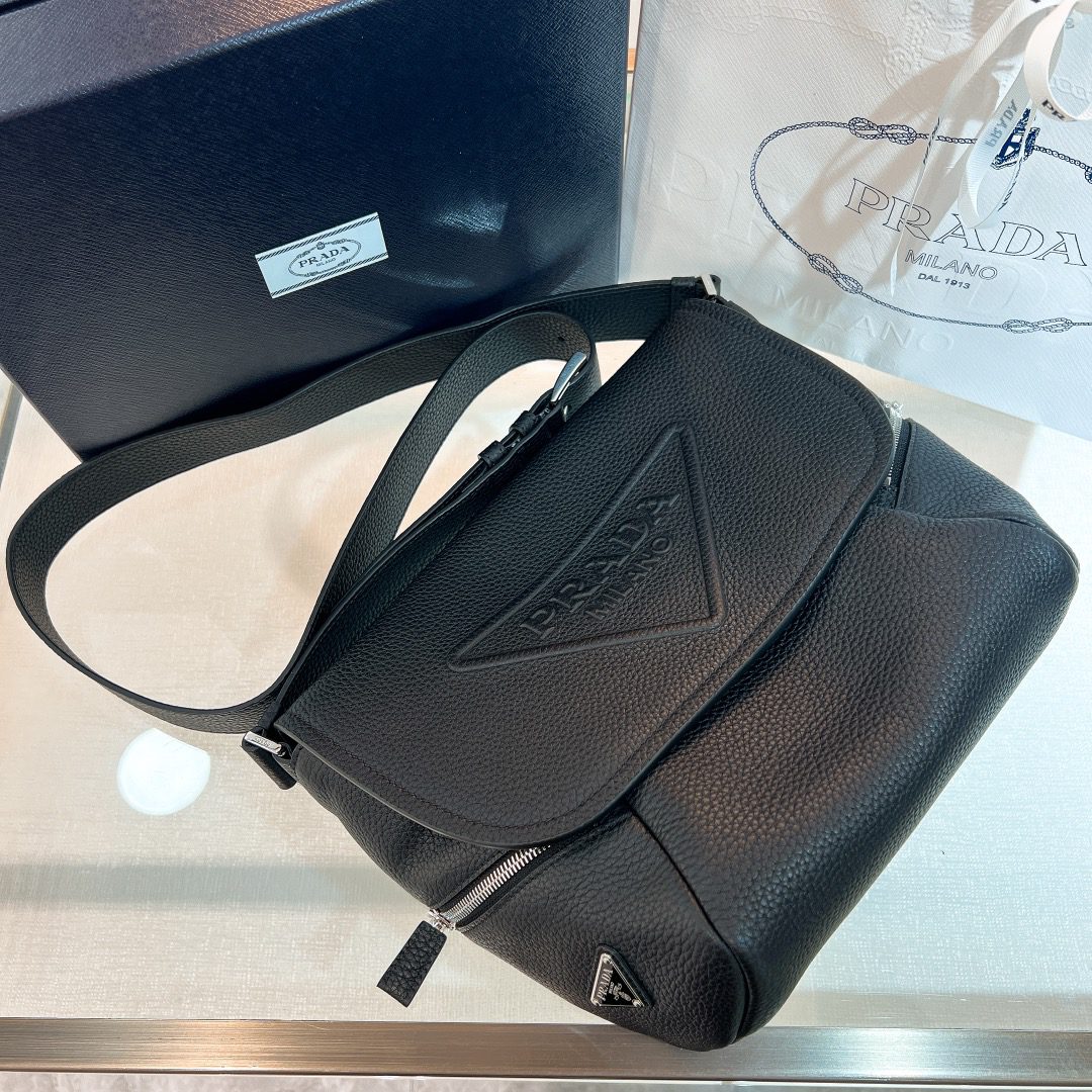 PRADA BAG