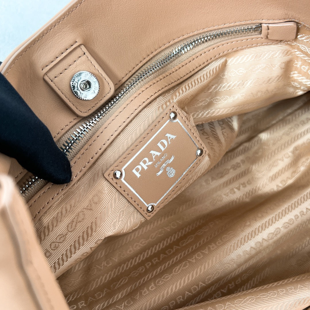 PRADA BAG