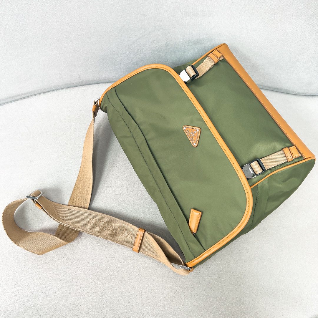 PRADA BAG