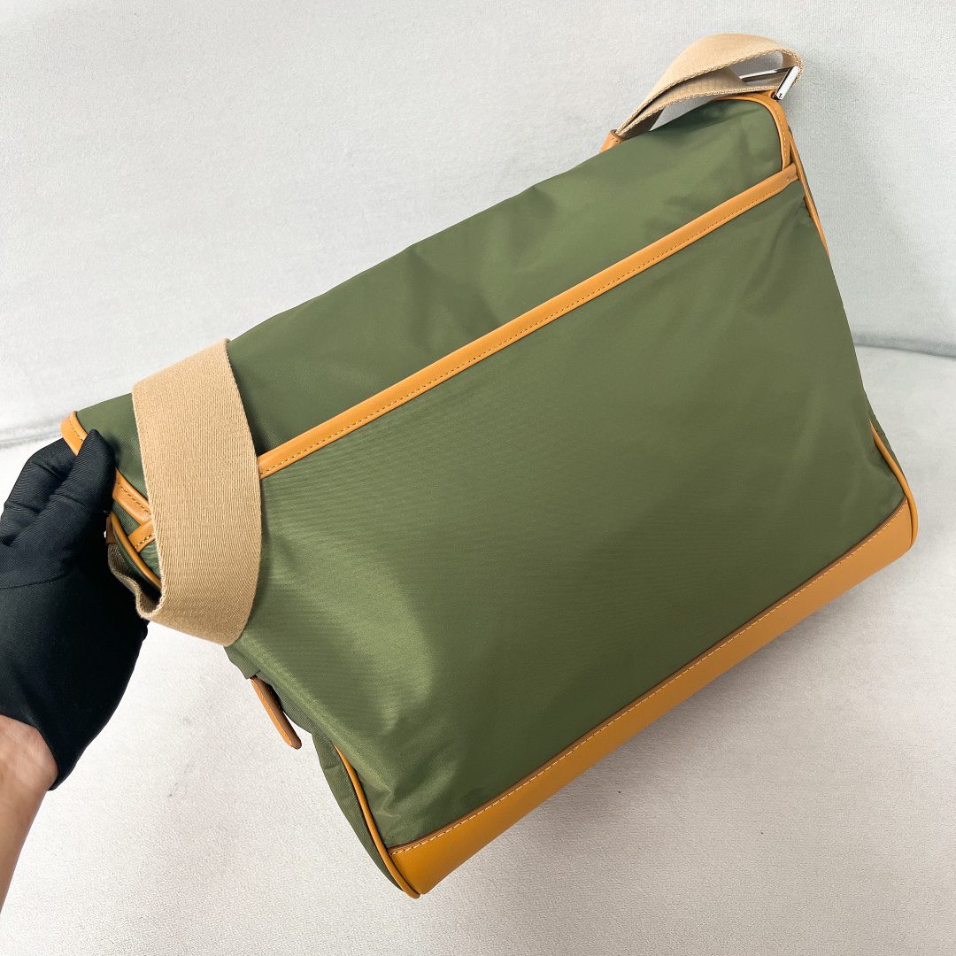 PRADA BAG