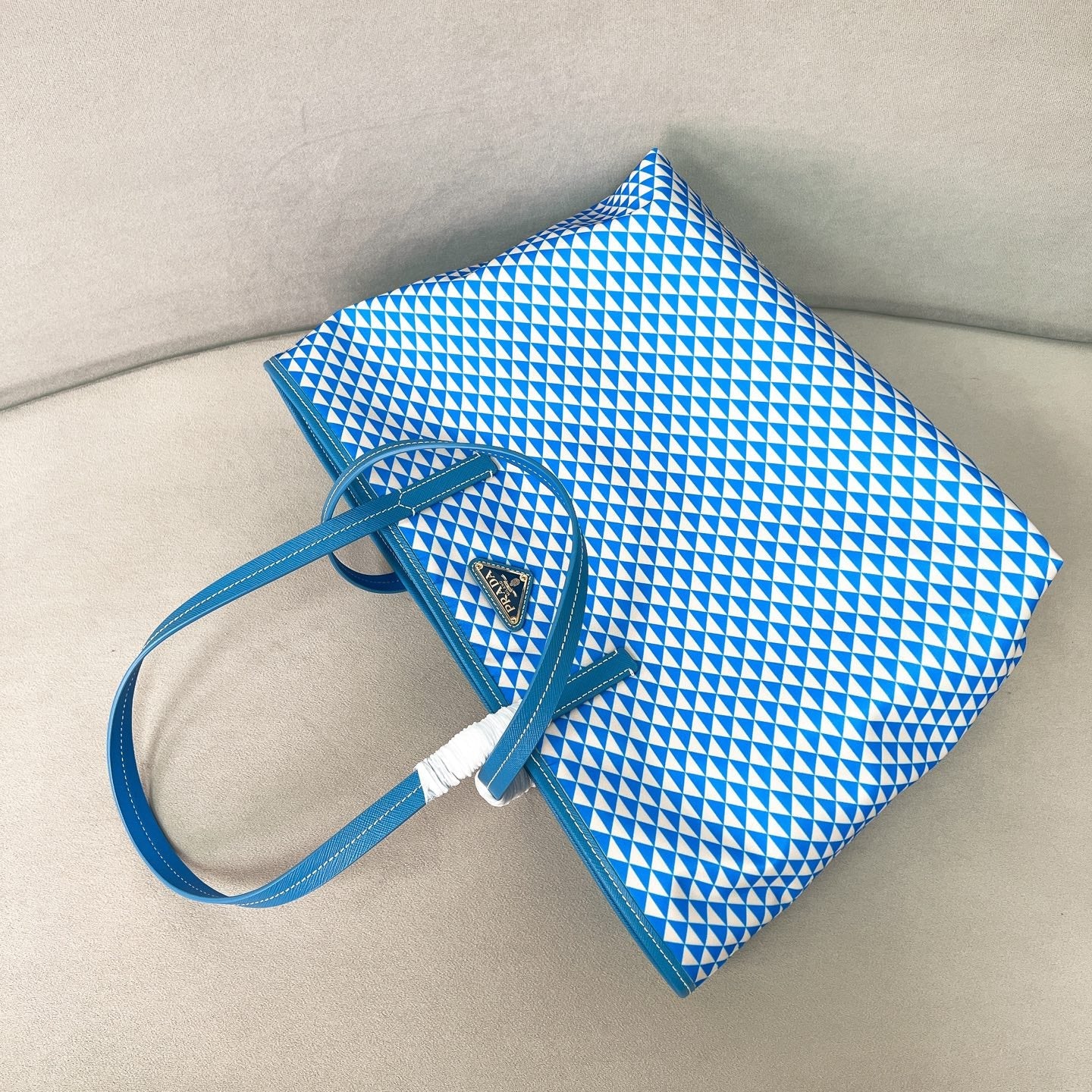 PRADA BAG
