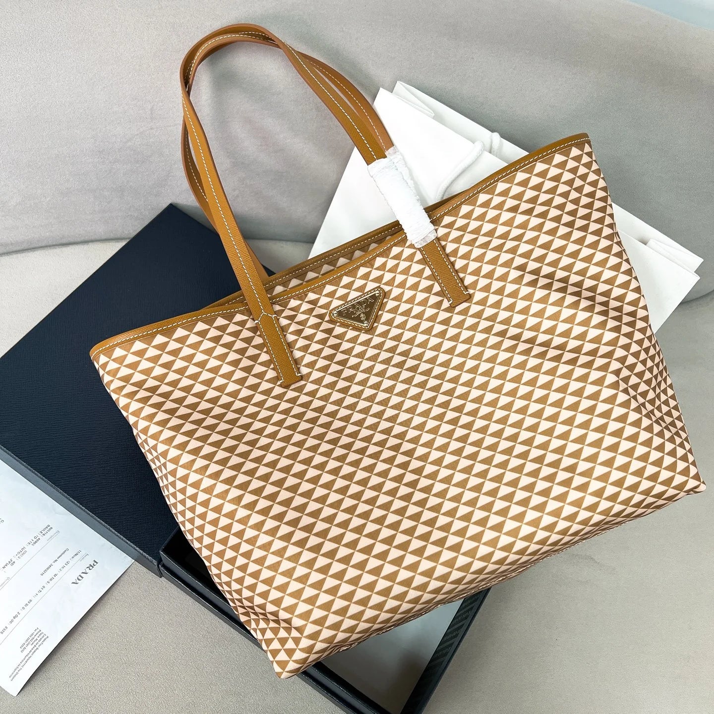 PRADA BAG