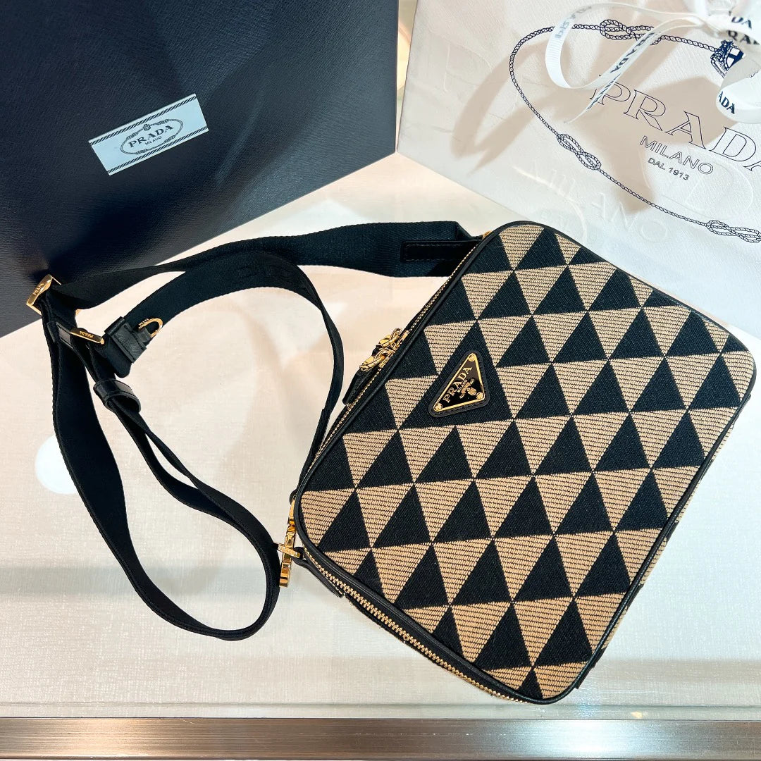 PRADA BAG