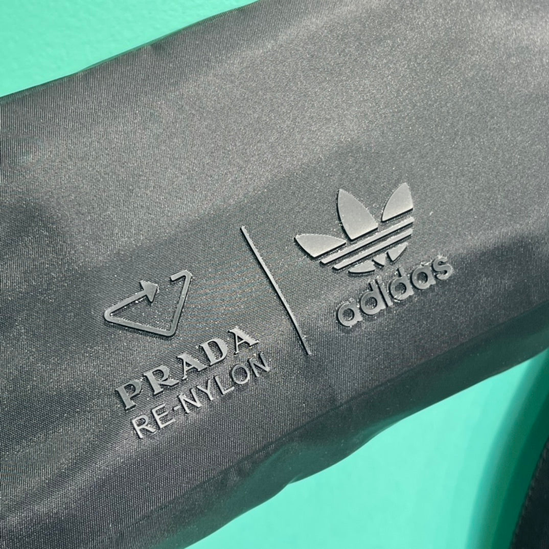 PRADA BAG